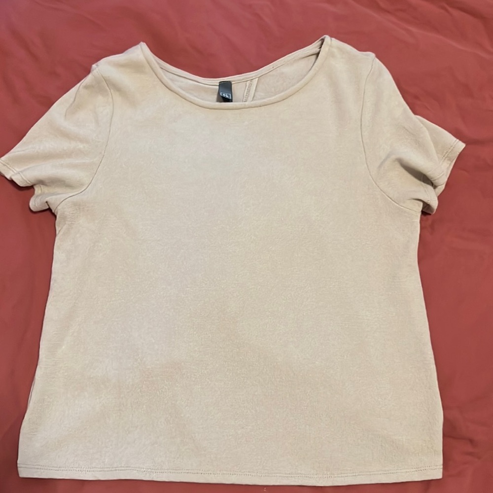 Short sleeve top